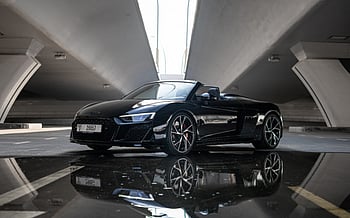 Audi R8 V10 Spyder (Черный), 2021 для аренды в Абу-Даби