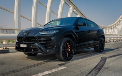 Lamborghini Urus (Black), 2020