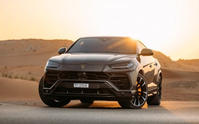 Lamborghini Urus (Dark Grey), 2022