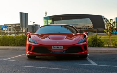 Ferrari F8 Tributo Spider (Красный), 2021 для аренды в Дубай