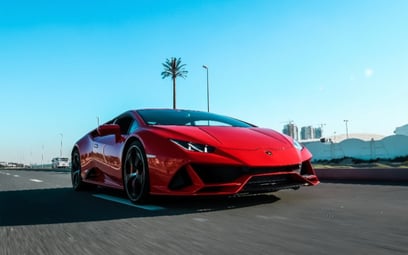 إيجار Lamborghini Evo (أحمر), 2020 في دبي