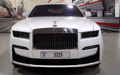 Rolls Royce Ghost (Белый), 2021 для аренды в Дубай