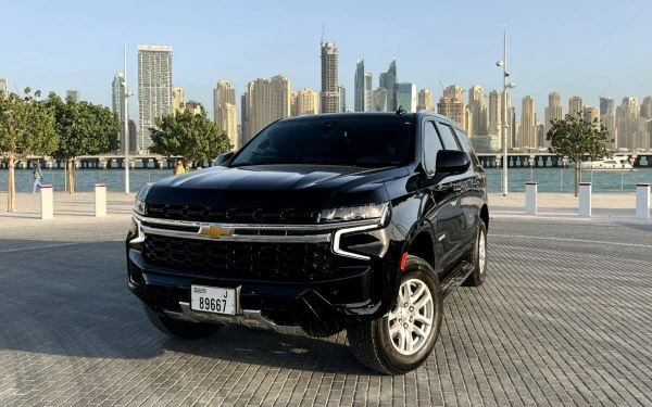 Chevrolet Tahoe para alquiler en Dubái