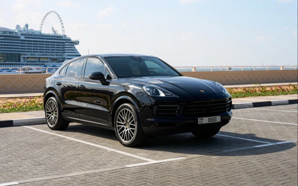 Porsche Cayenne coupe à louer à Abu Dhabi