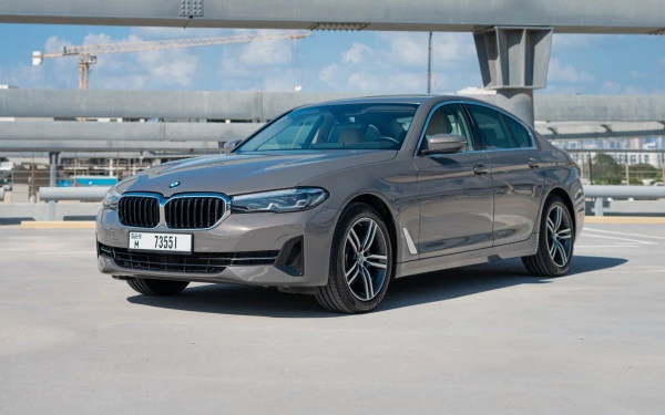 BMW 520i for rent in Abu Dhabi