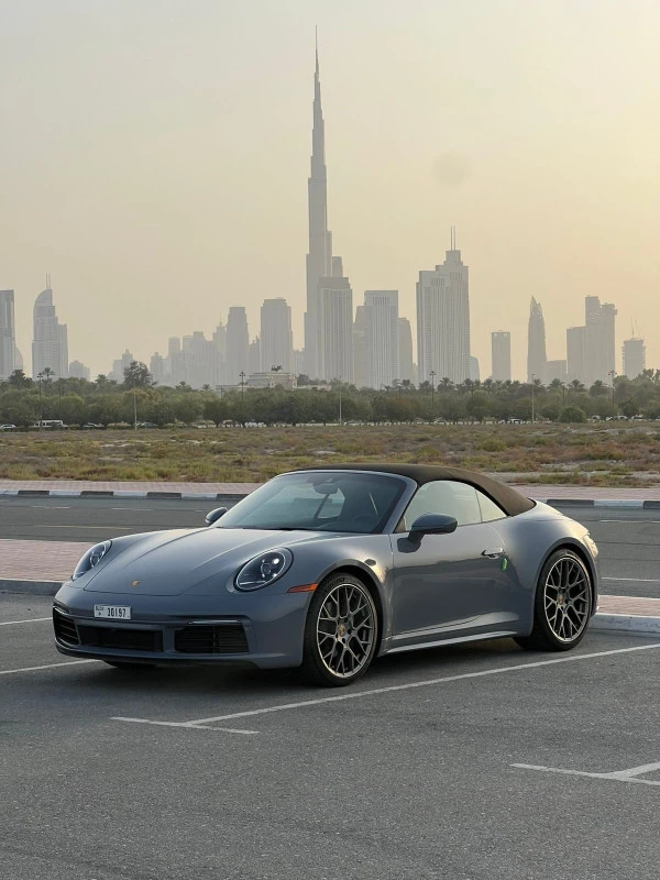 Porsche 911 / Carrera in affitto a Dubai