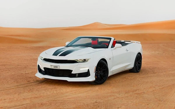Chevrolet Camaro V6 para alquiler en Dubái