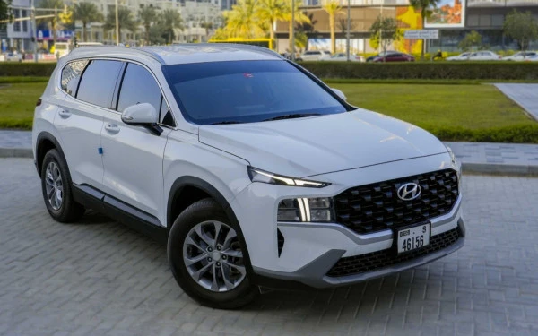 Hyundai Santa Fe для аренды в Шарджа