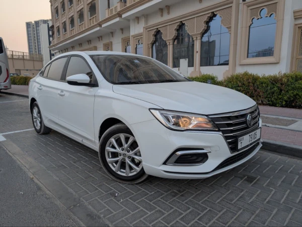 MG5  zur Miete in Dubai