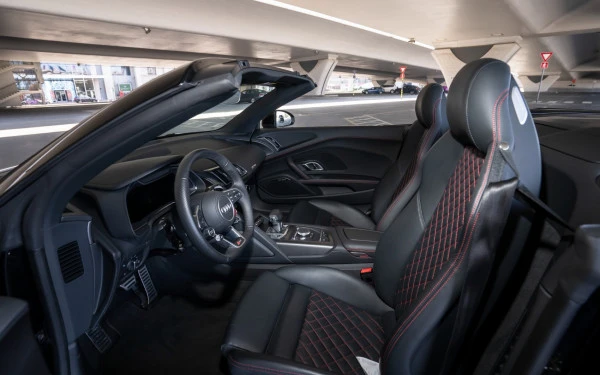 Audi R8 Spyder (Black), 2022