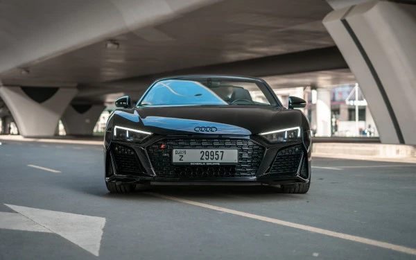 أودي R8 V10 سبايدر (أسود), 2021
