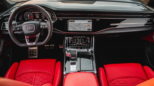Audi RSQ8 (Black), 2021