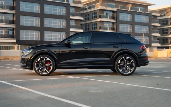 Audi RSQ8 (Black), 2023
