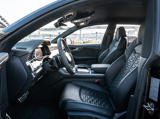 Audi RSQ8 (Black), 2023