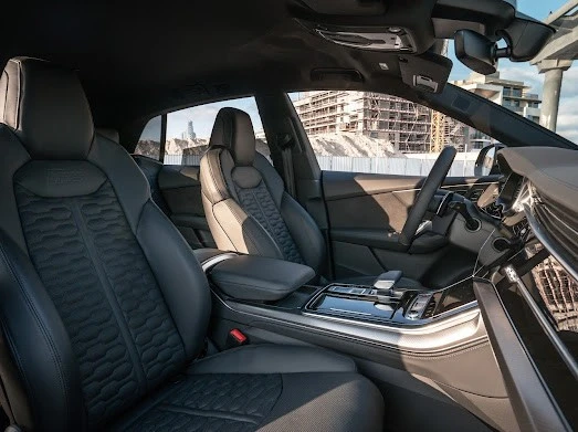 Audi RSQ8 (Black), 2023