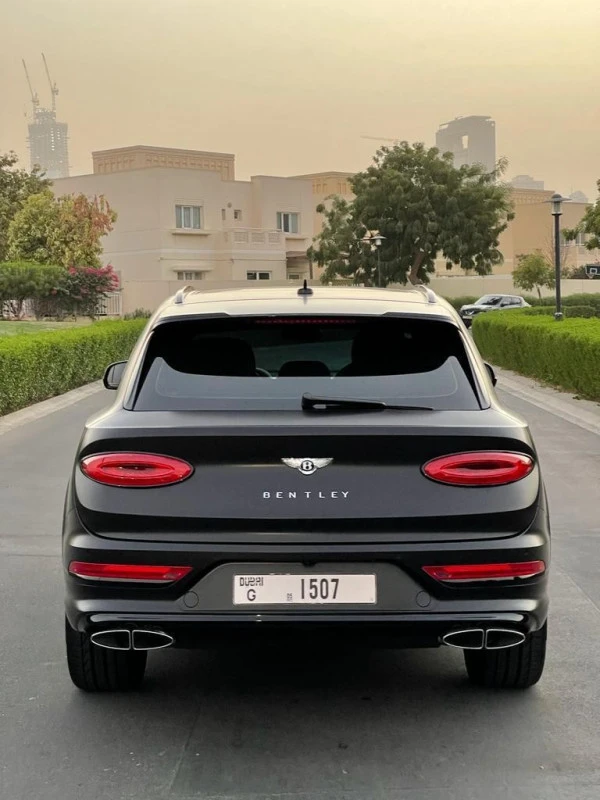 Bentley Bentayga (Schwarz), 2021
