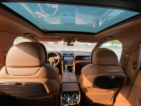 Bentley Bentayga (Schwarz), 2021