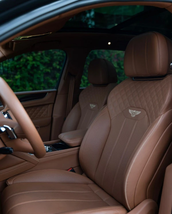 Bentley Bentayga (Schwarz), 2021
