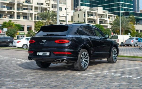Bentley Bentayga (Black), 2022