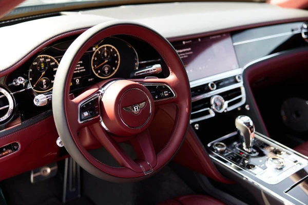 Bentley Flying Spur (Black), 2023