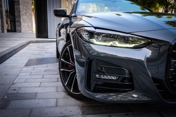 BMW 430i cabrio (Gris Foncé), 2022