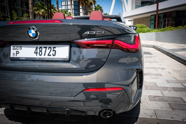 BMW 430i cabrio (Gris Foncé), 2022