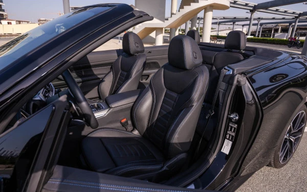 BMW 430i cabrio (Black), 2023