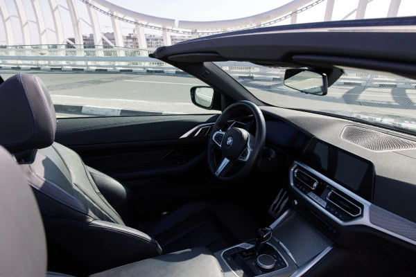 BMW 430i cabrio (Black), 2023