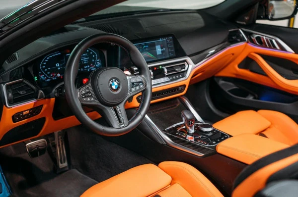 BMW 4M Sport Competition cabrio (Negro), 2022