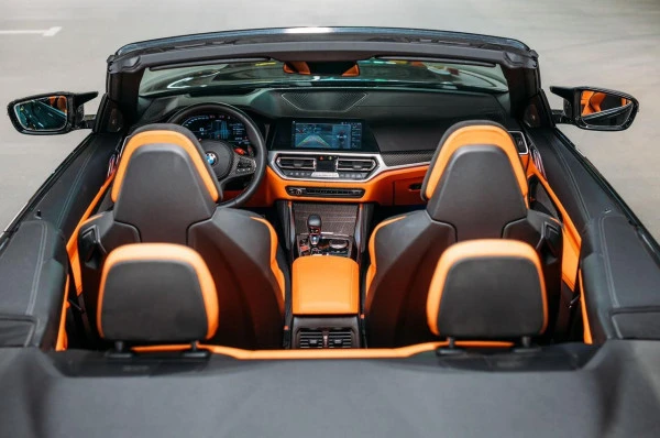 BMW 4M Sport Competition cabrio (Negro), 2022