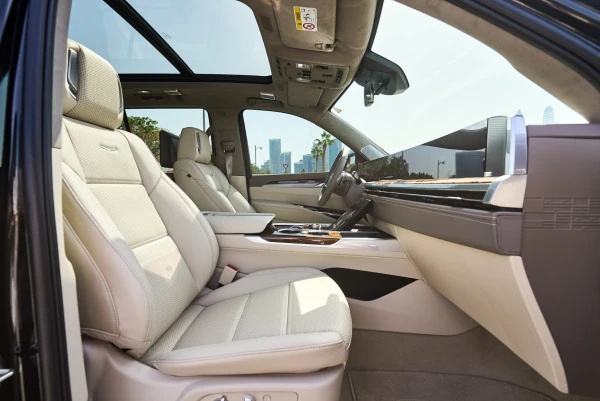 Cadillac Escalade (Black), 2025
