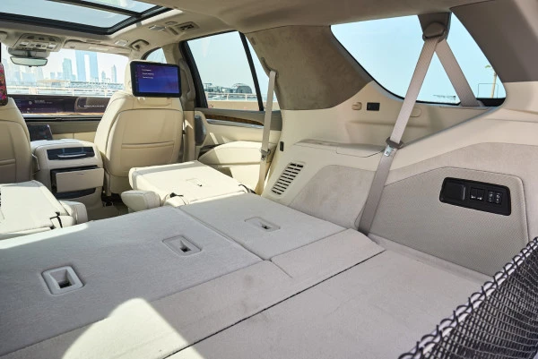 Cadillac Escalade (Black), 2025