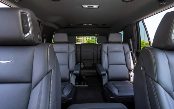 Cadillac Escalade (Nero), 2025