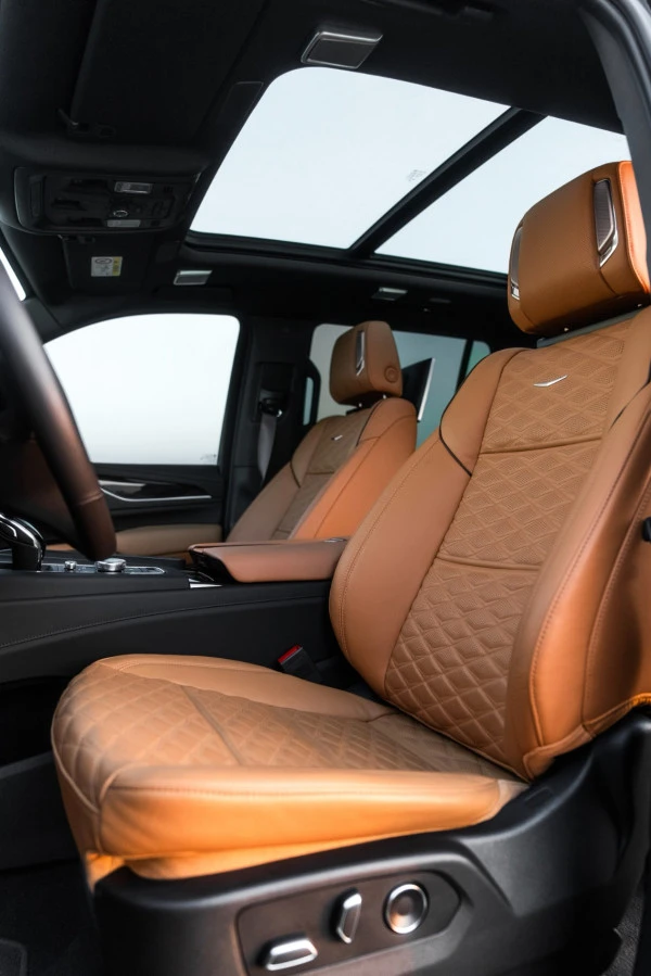 Cadillac Escalade Sport Platinum (Nero), 2024