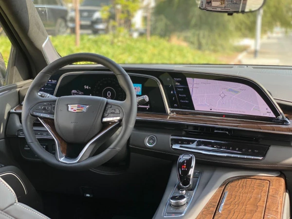 Cadillac Escalade (Nero), 2021