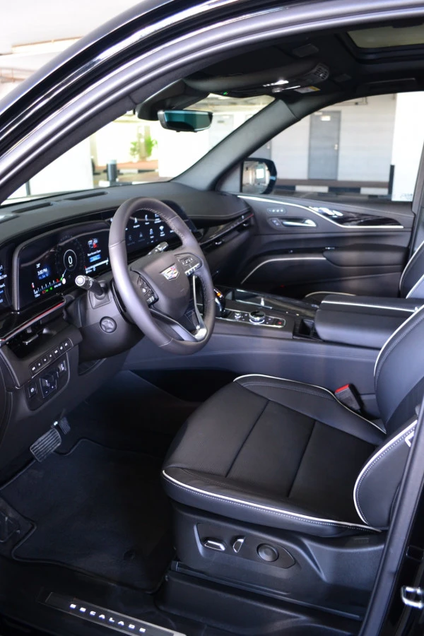 Cadillac Escalade (Nero), 2023
