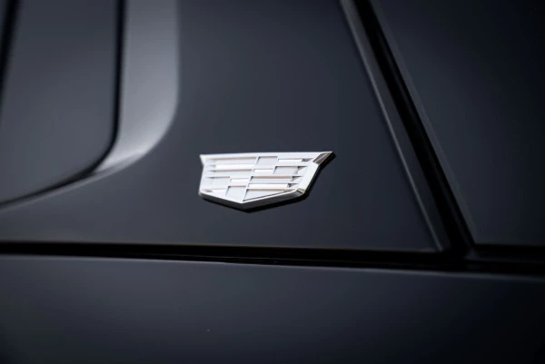 Cadillac Escalade (Nero), 2023
