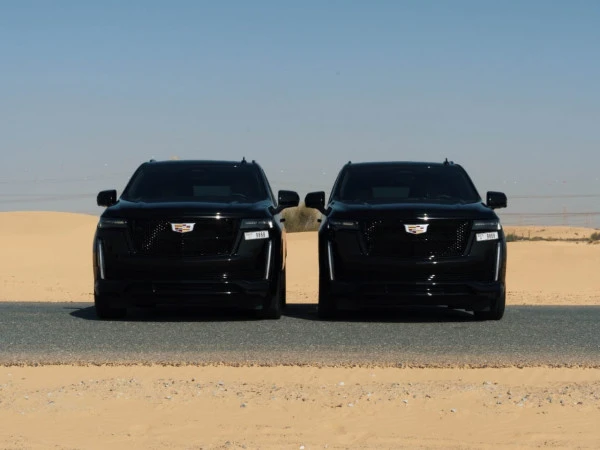 Cadillac Escalade (Schwarz), 2023