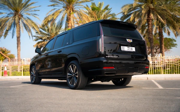 Cadillac Escalade (Nero), 2025