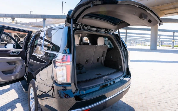 Chevrolet Tahoe (Black), 2021