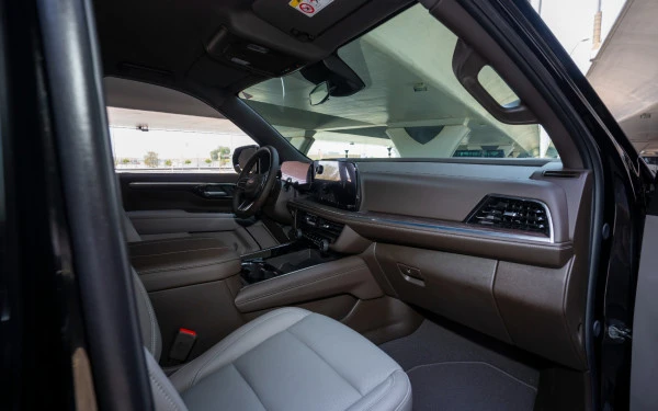 Chevrolet Tahoe (Black), 2025