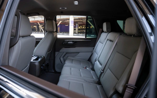 Chevrolet Tahoe (Black), 2025