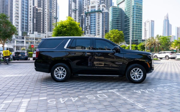 Chevrolet Tahoe (Black), 2025