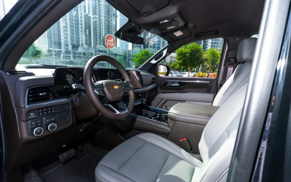 Chevrolet Tahoe (Black), 2025