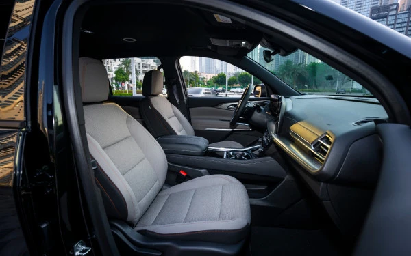 Chevrolet Traverse (Nero), 2025