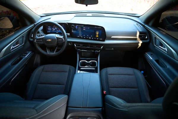 Chevrolet Traverse (Negro), 2025