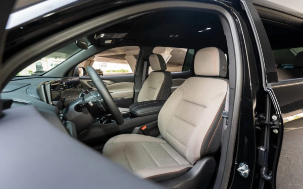 Chevrolet Traverse (Negro), 2025