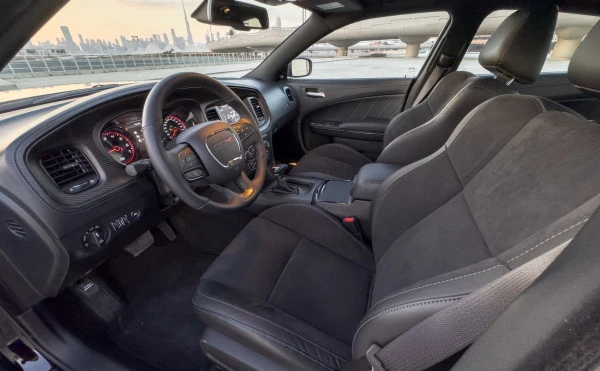 Dodge Charger (Negro), 2023