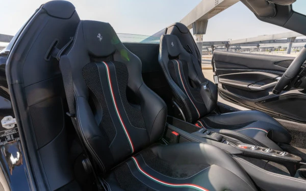 Ferrari F8 Tributo Spider (Noir), 2023