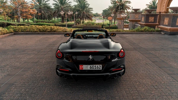 Ferrari Portofino Rosso (Noir), 2022